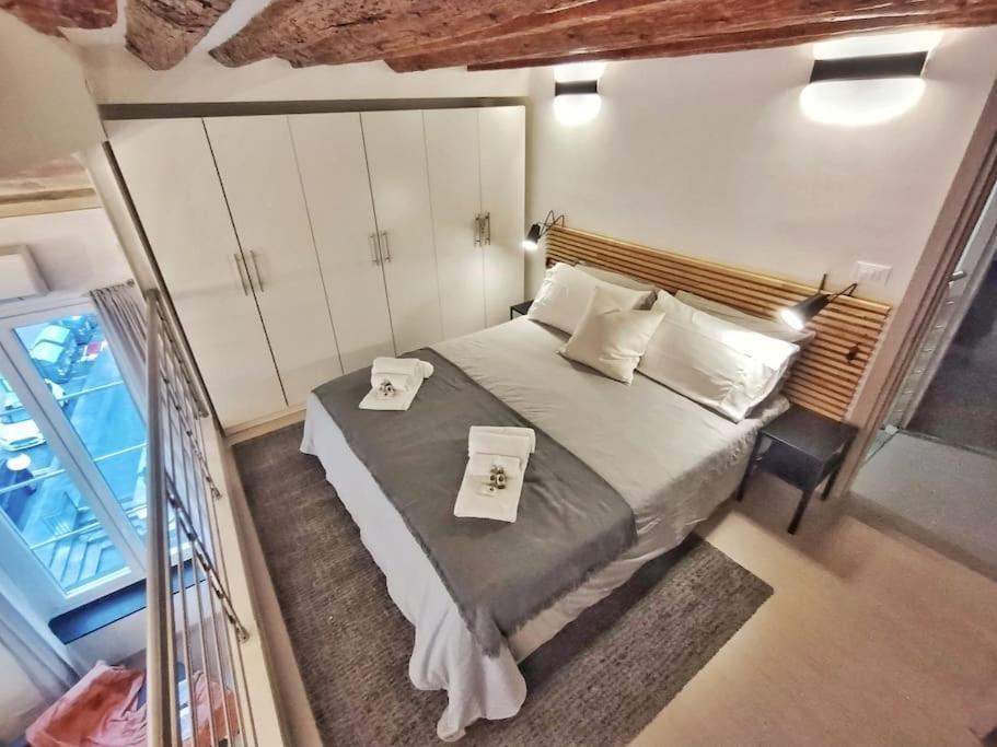 Luminoso Appartamento Nel Cuore Di Genova+Balcone ภายนอก รูปภาพ